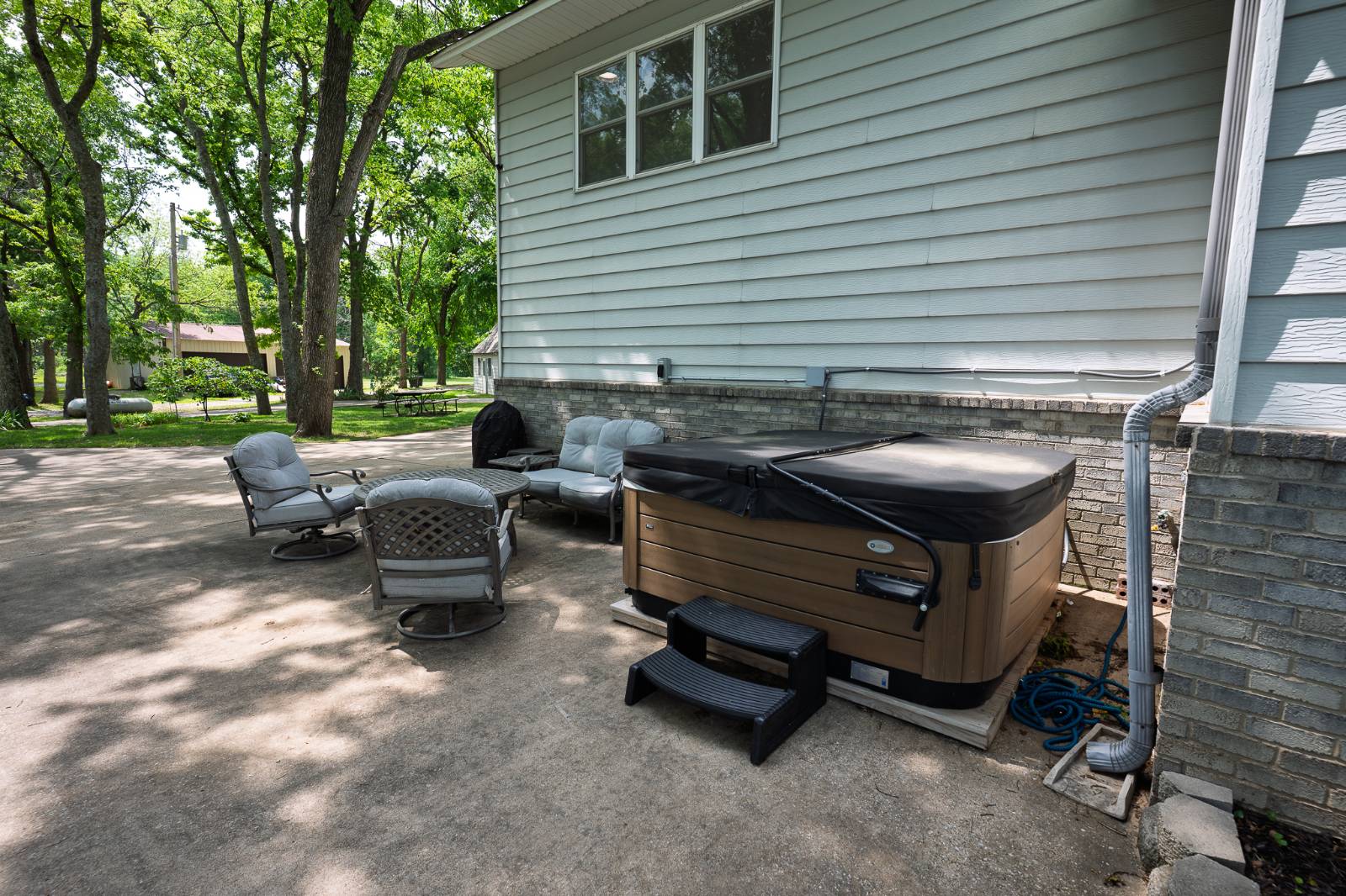 501 Leisure Land PL