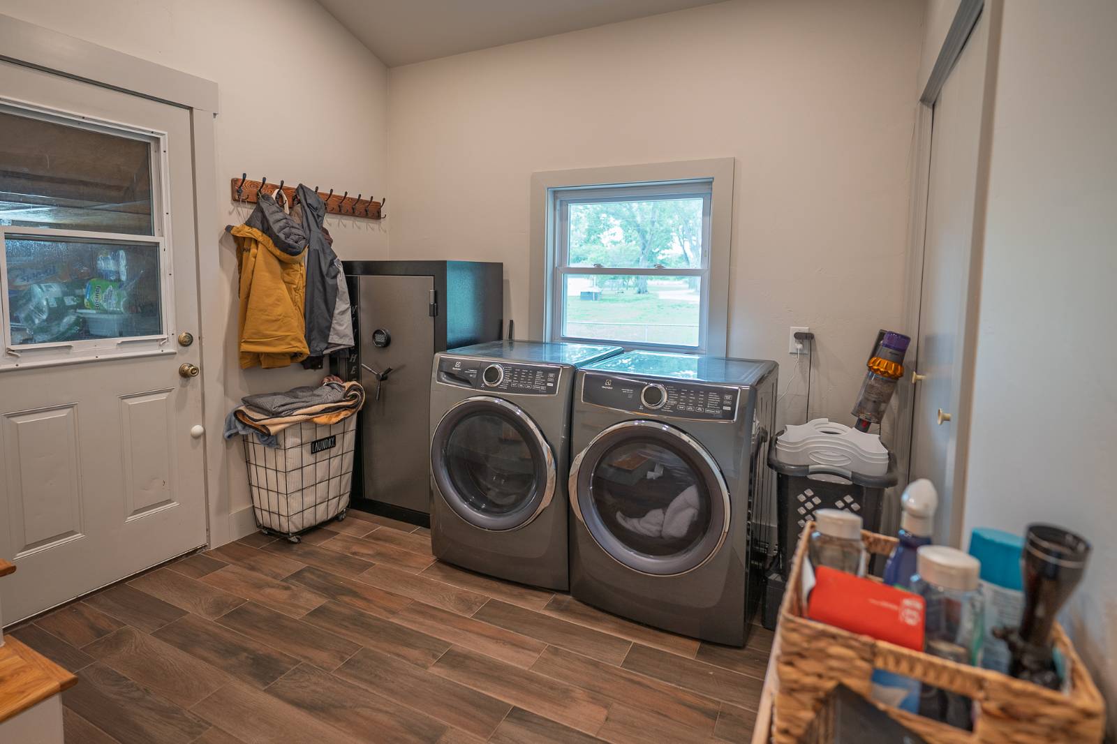 501 Leisure Land PL