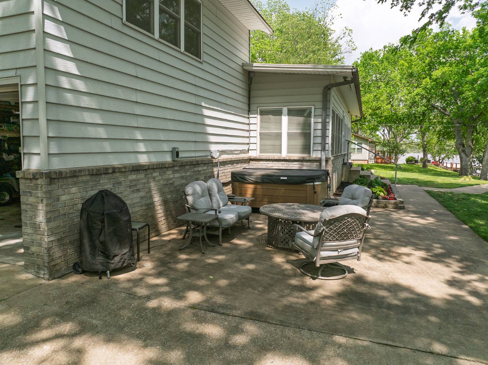 501 Leisure Land PL
