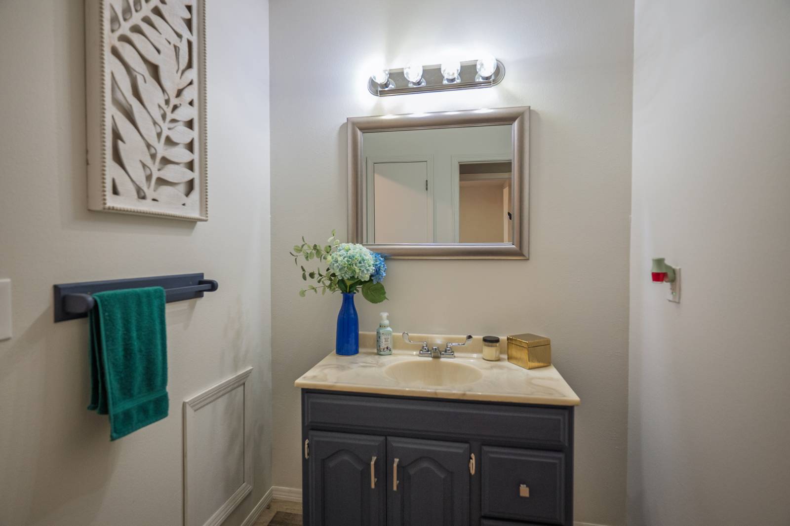 3574 East 520