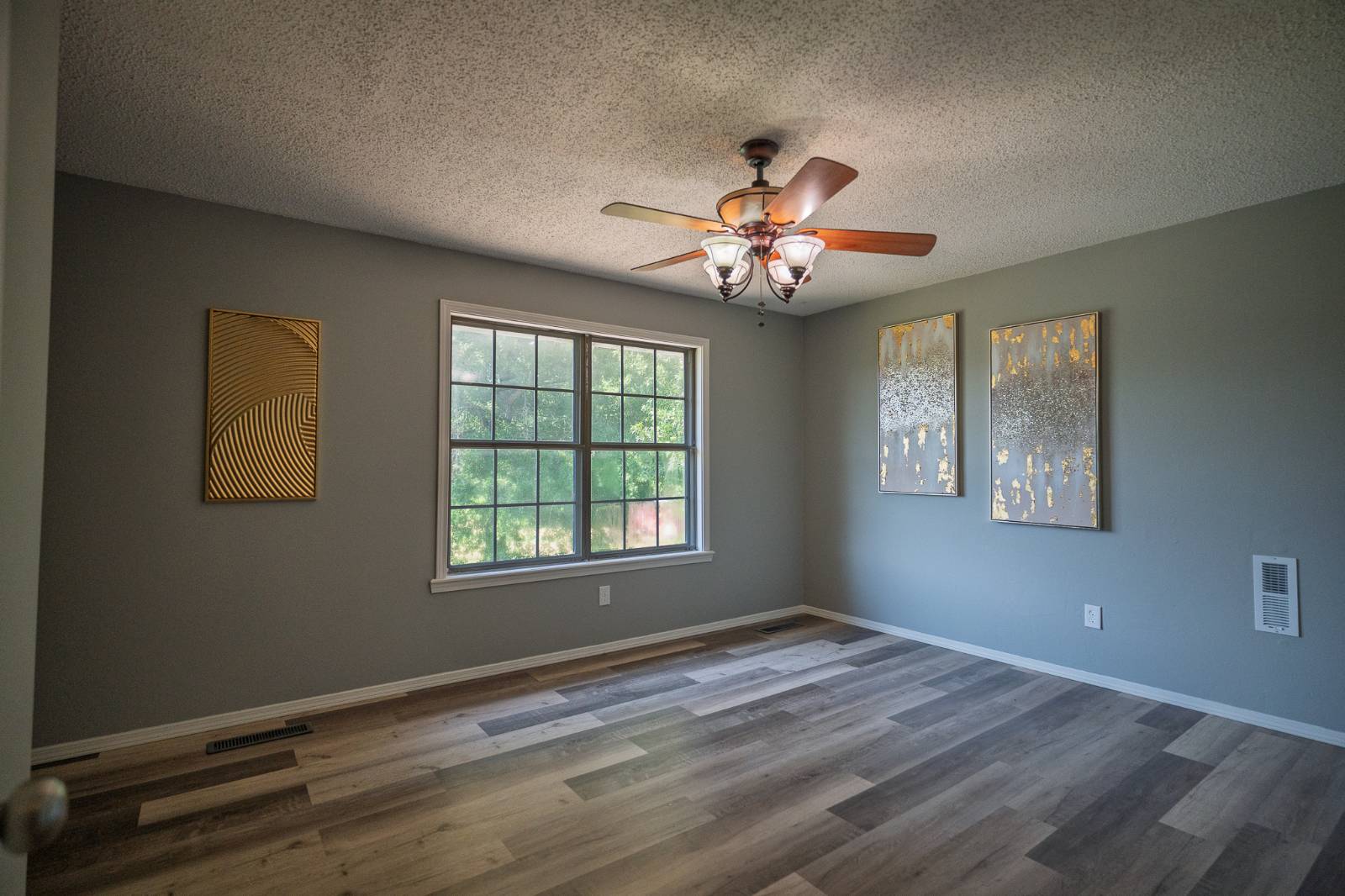 3574 East 520
