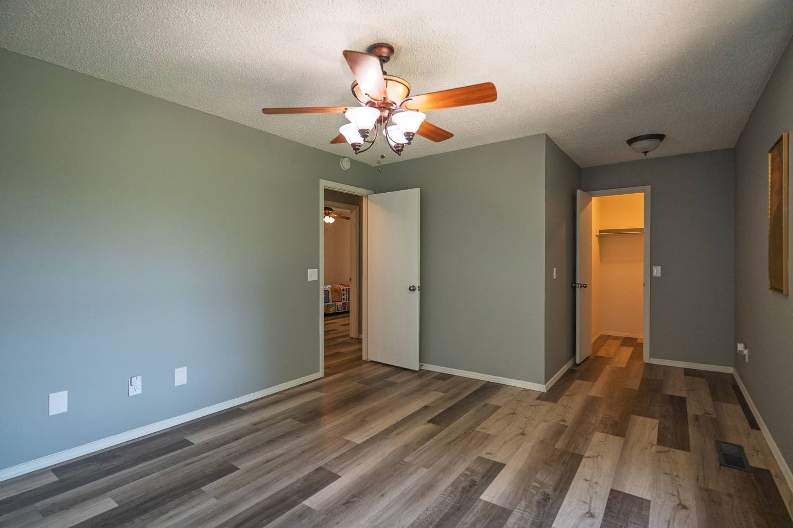3574 East 520
