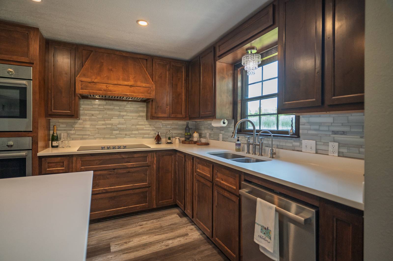 3574 East 520
