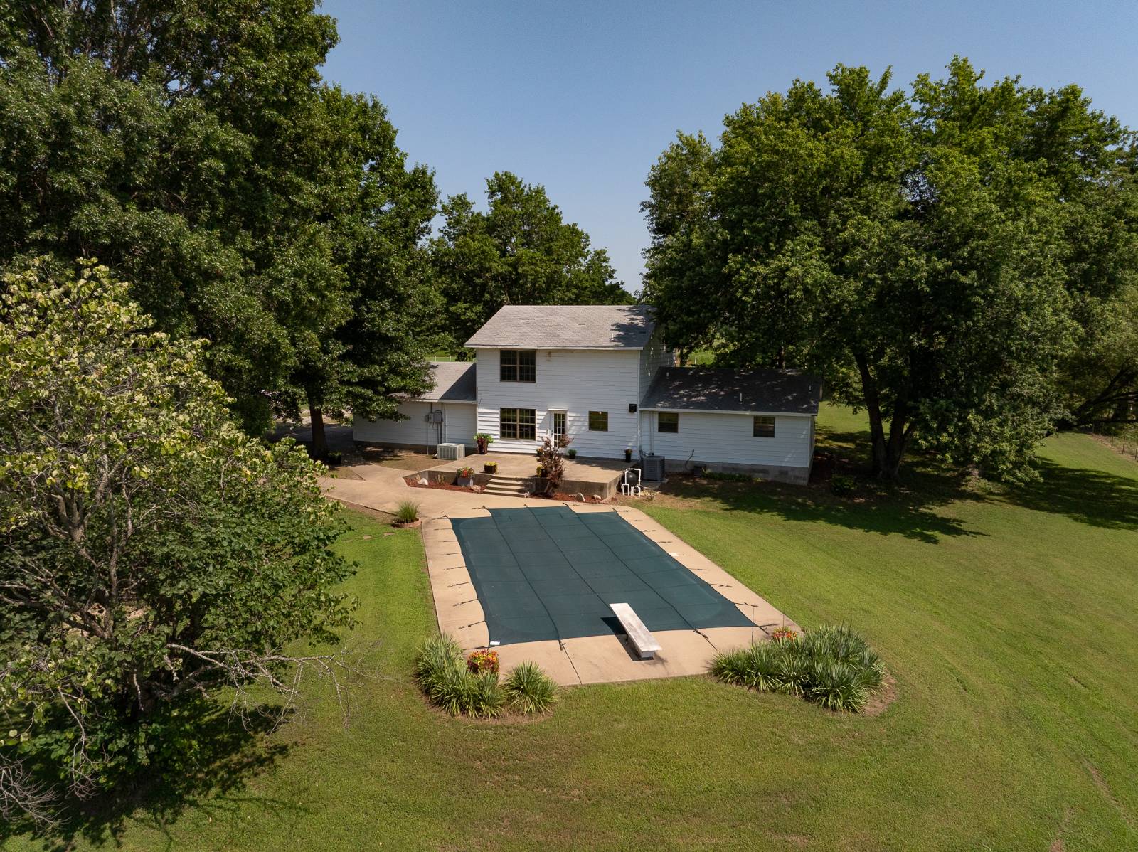 3574 East 520