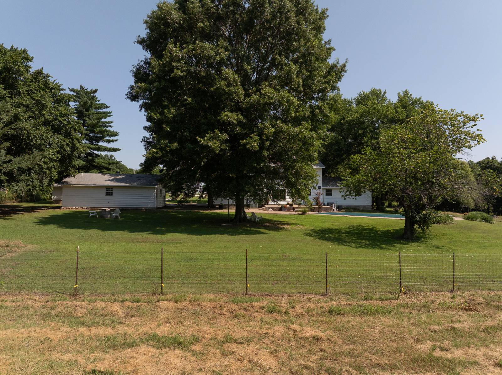3574 East 520