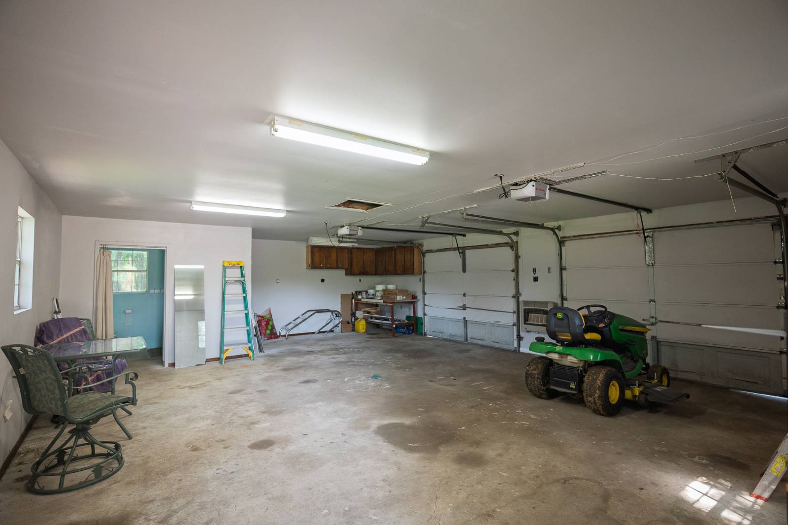3574 East 520