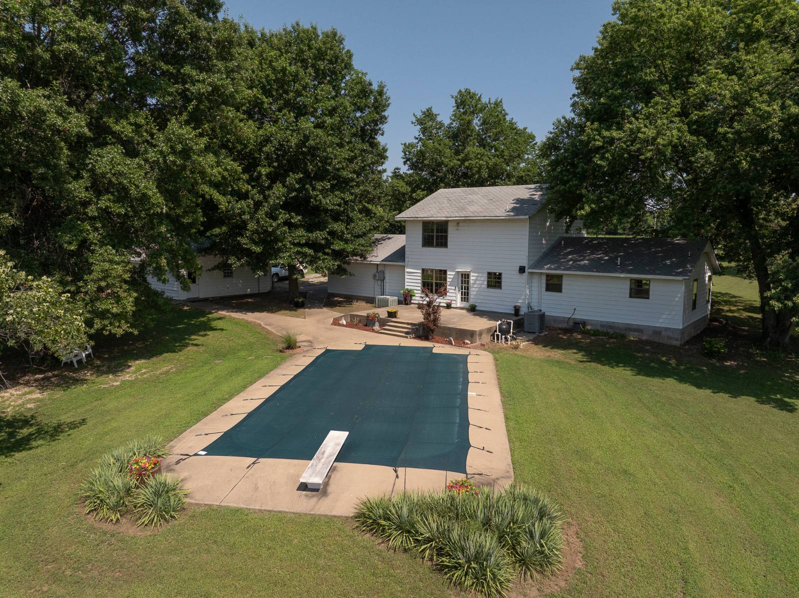 3574 East 520