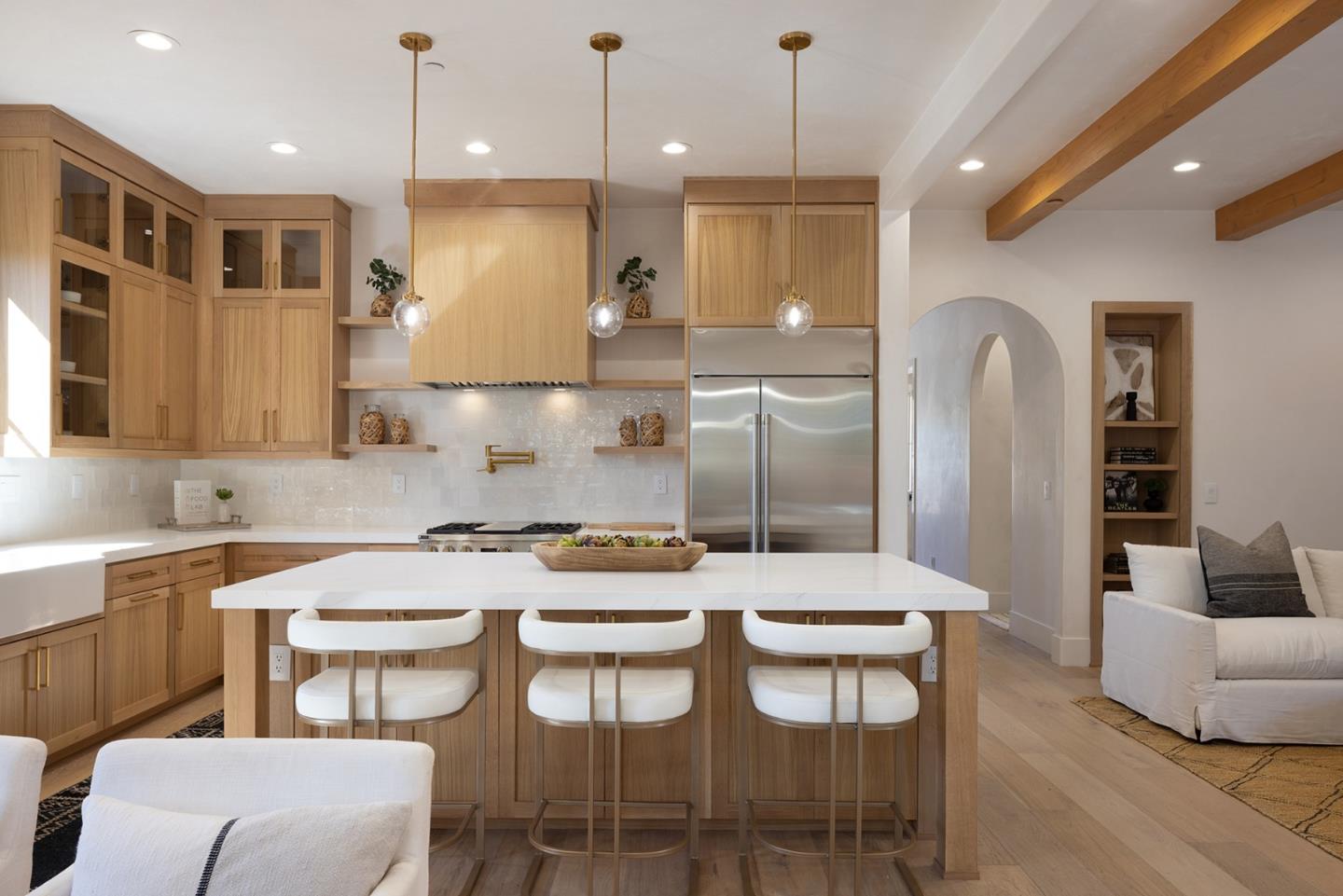 3128 Serra AVE