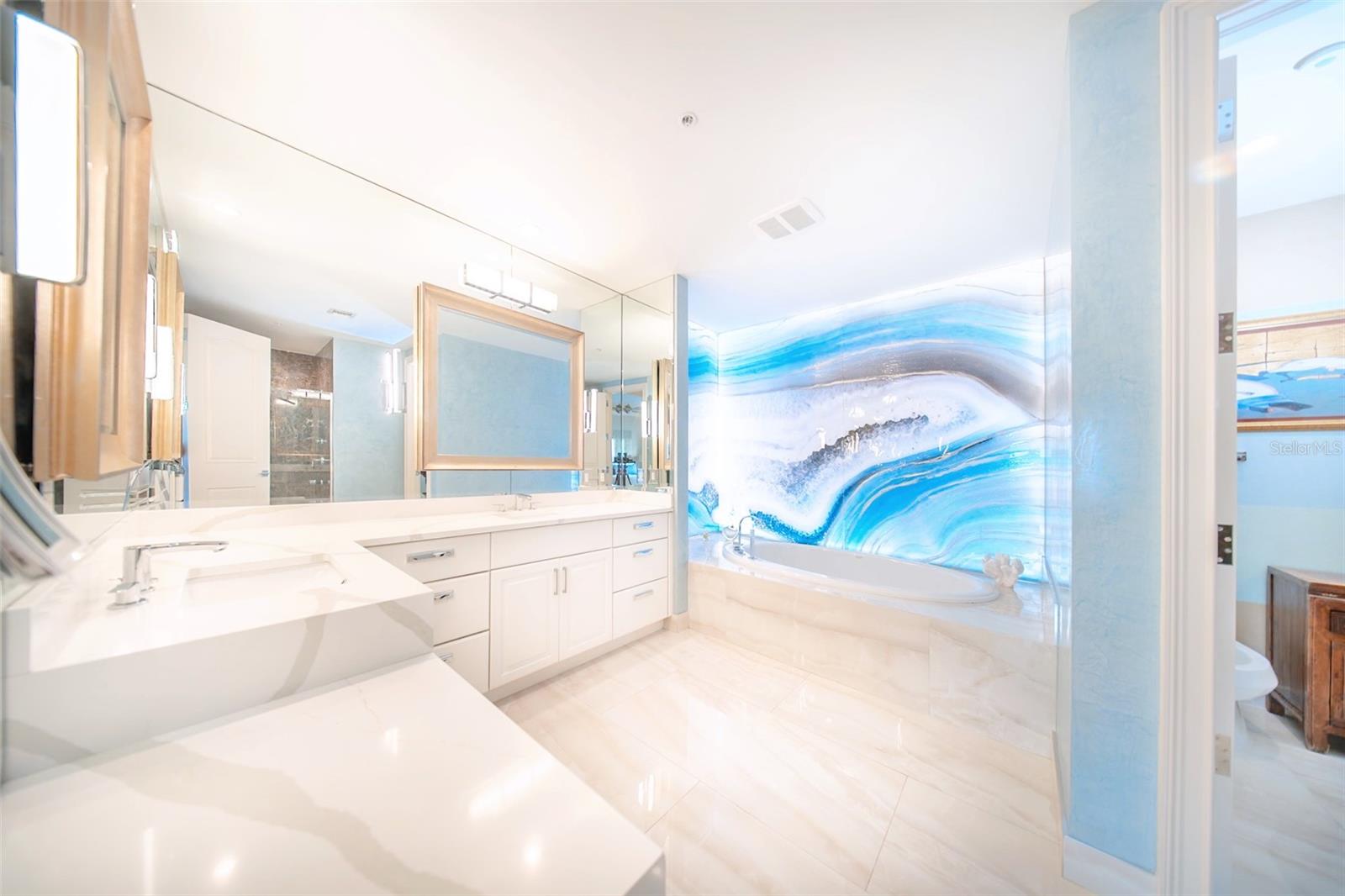 1111 RITZ CARLTON DR #1802