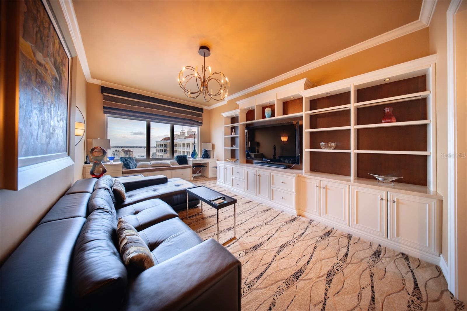 1111 RITZ CARLTON DR #1802