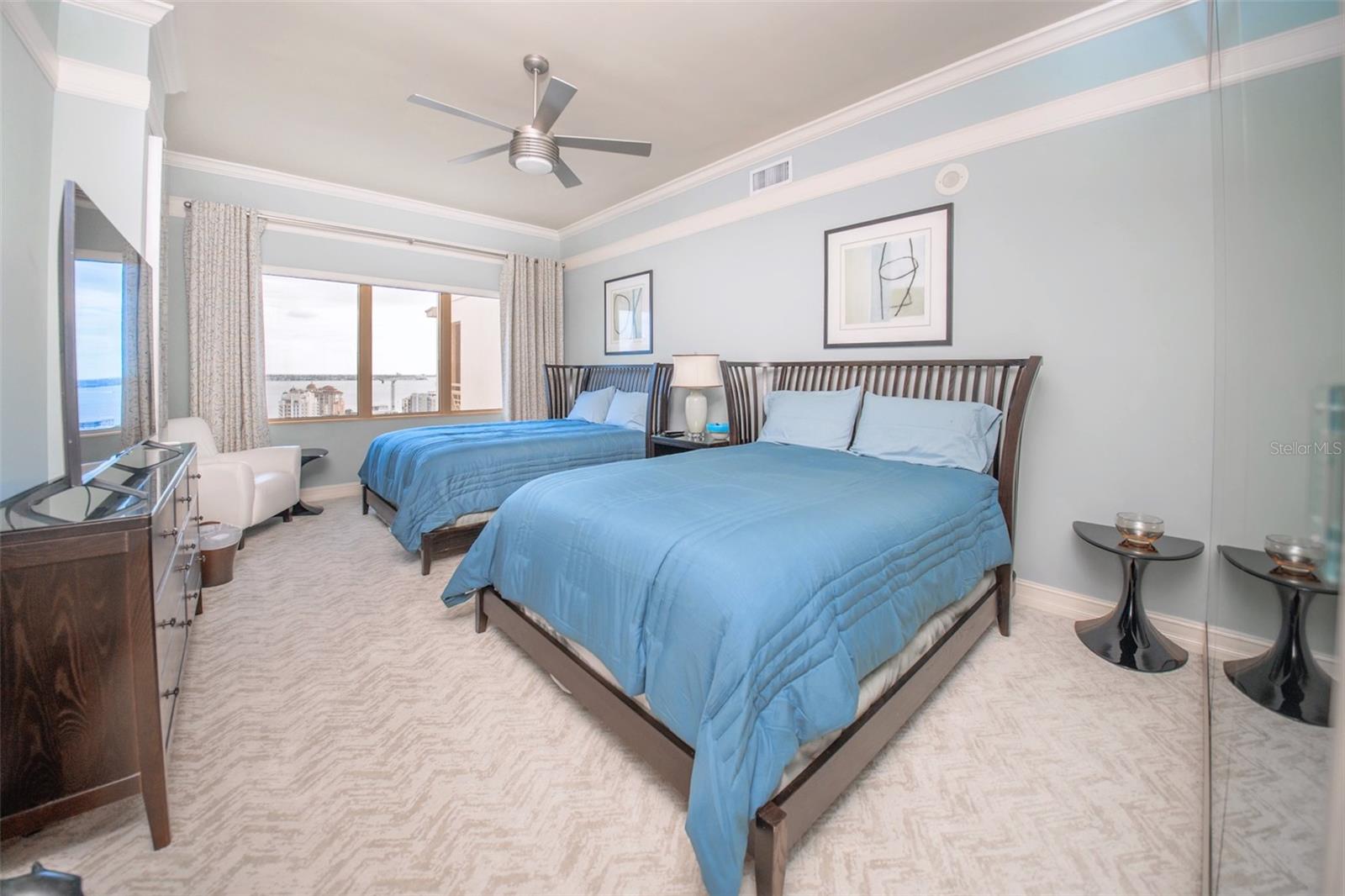 1111 RITZ CARLTON DR #1802