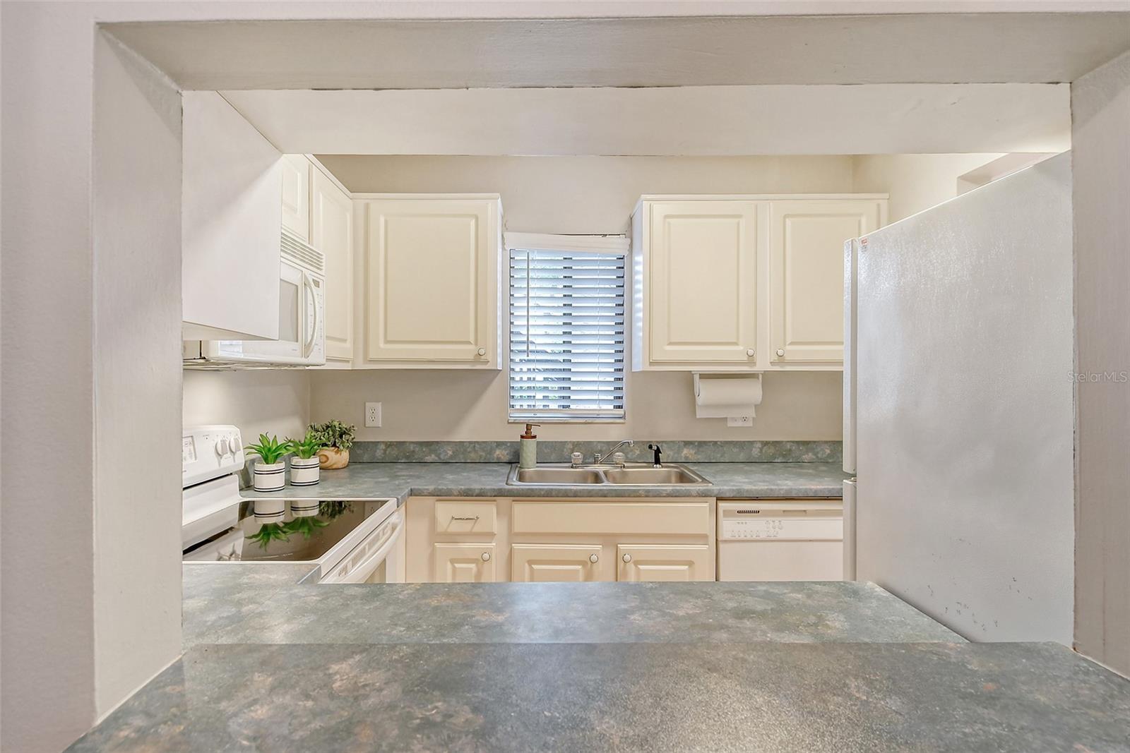 1644 STICKNEY POINT RD #102