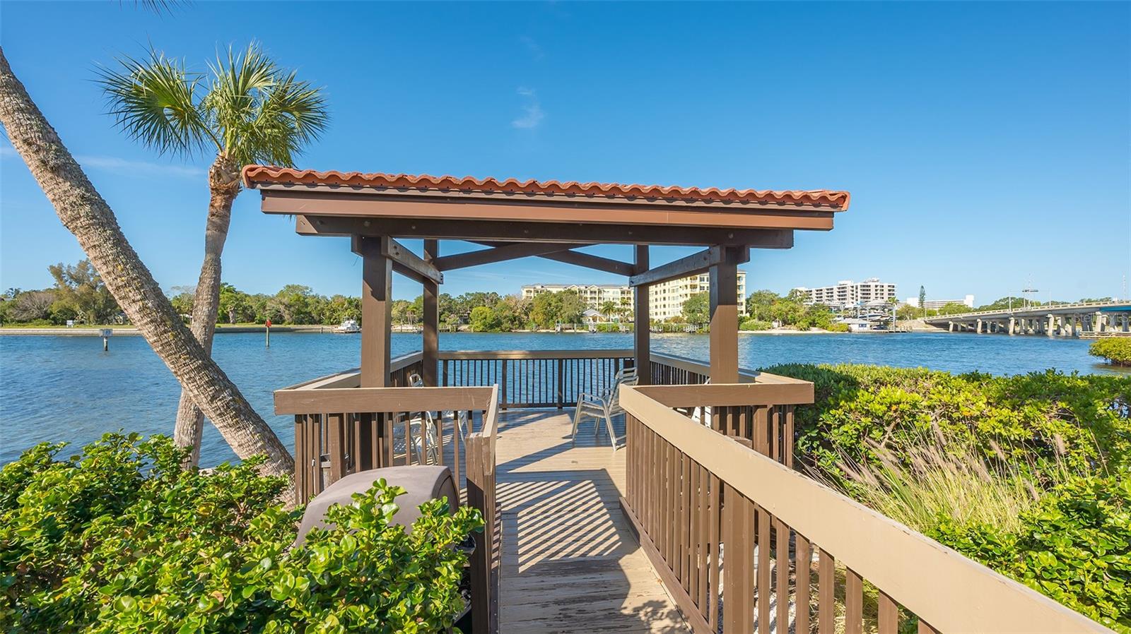 1644 STICKNEY POINT RD #102