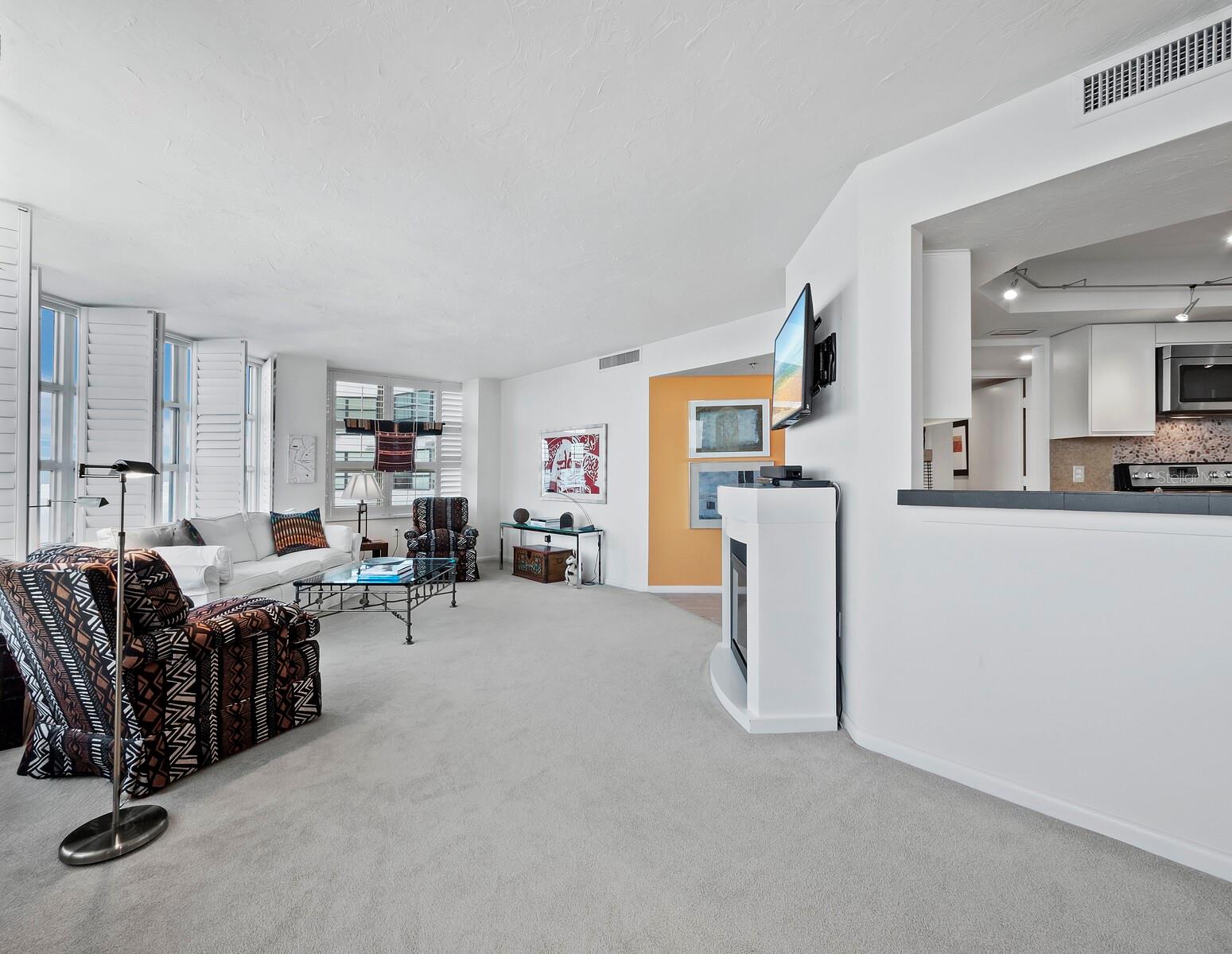 988 BLVD OF THE ARTS #1712