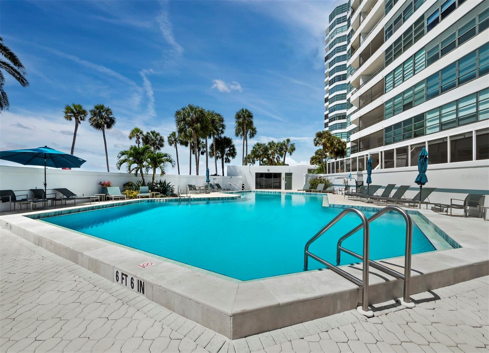 988 BLVD OF THE ARTS #1712