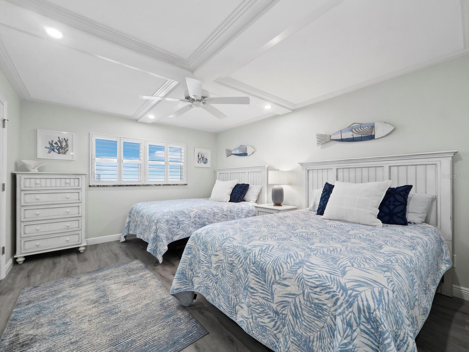 5780 MIDNIGHT PASS RD #609