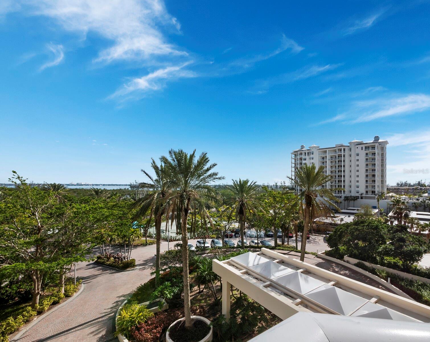 1800 BENJAMIN FRANKLIN DR #B408