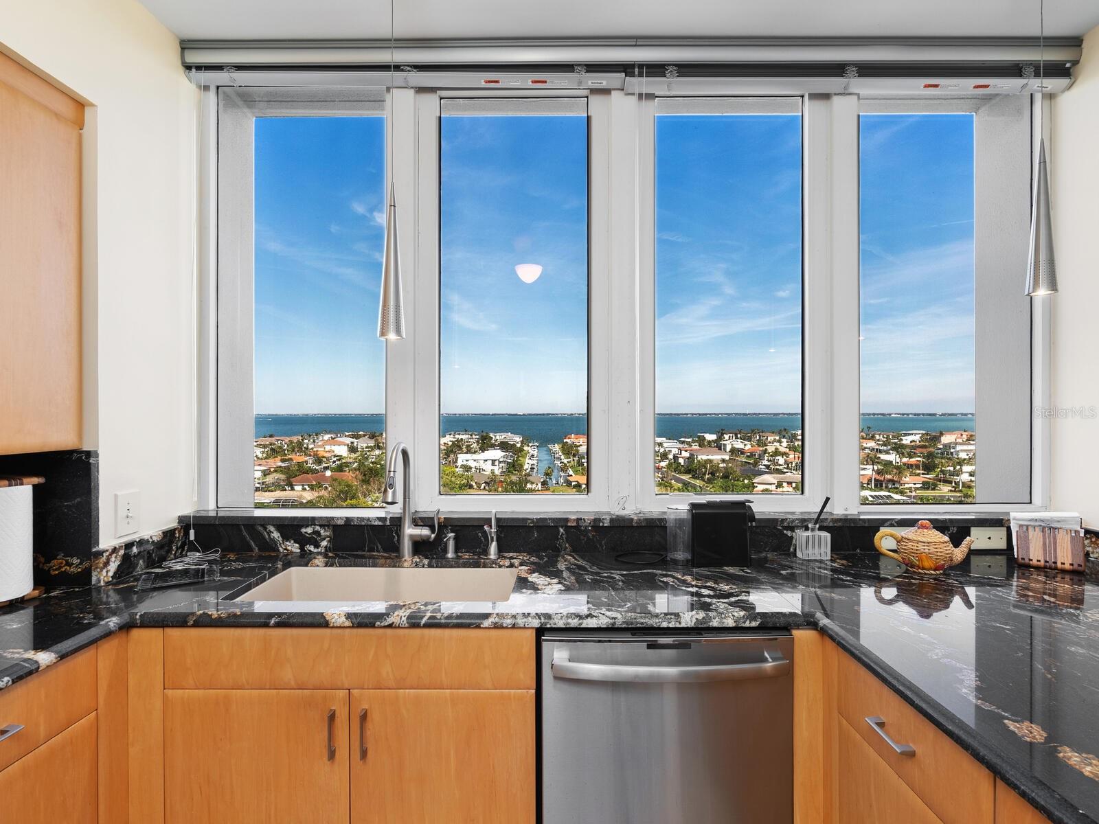 1211 GULF OF MEXICO DR #702