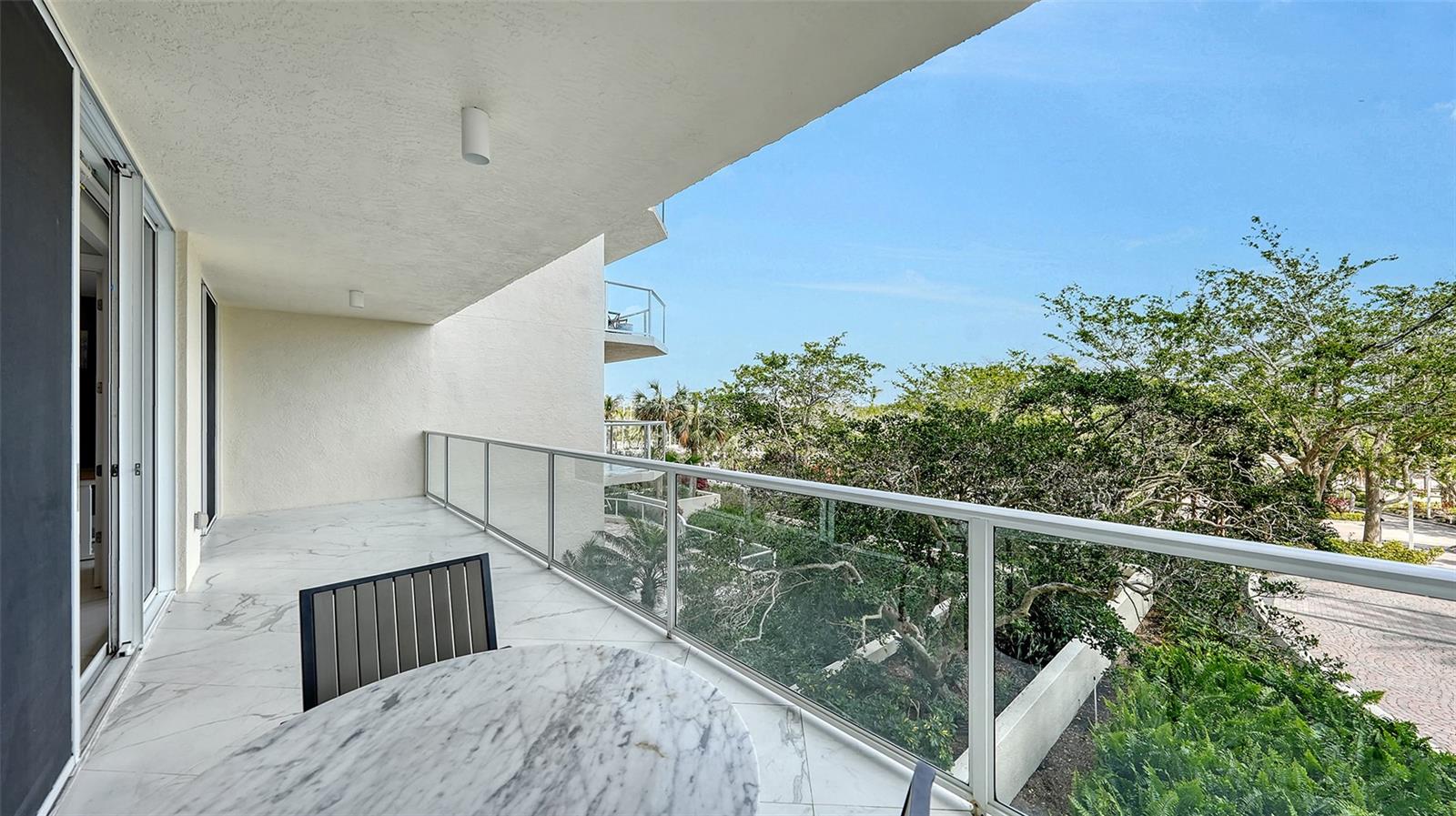 1800 BENJAMIN FRANKLIN DR #B208