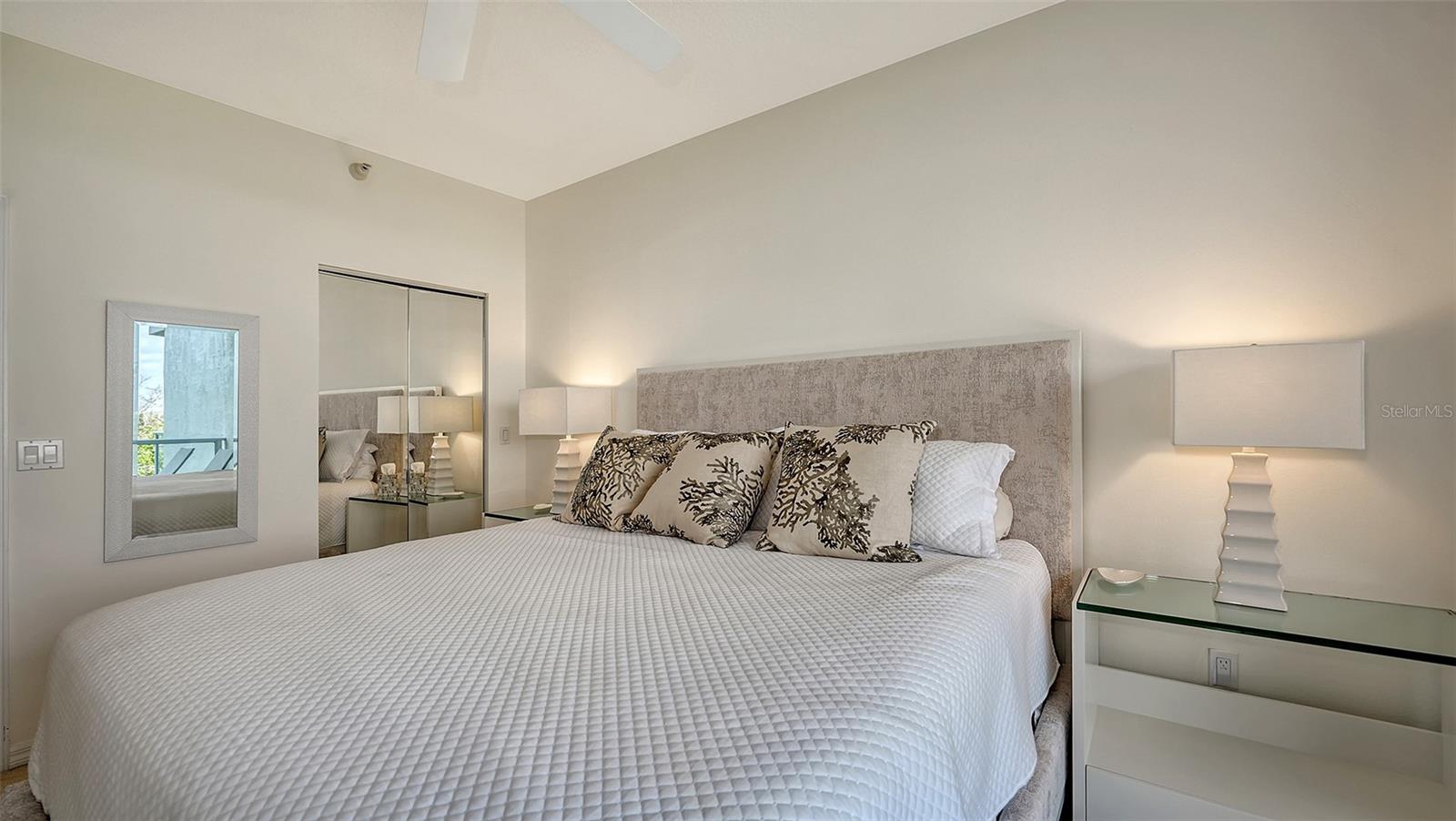 1800 BENJAMIN FRANKLIN DR #B308