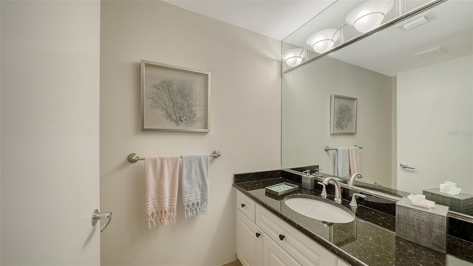 1800 BENJAMIN FRANKLIN DR #B308