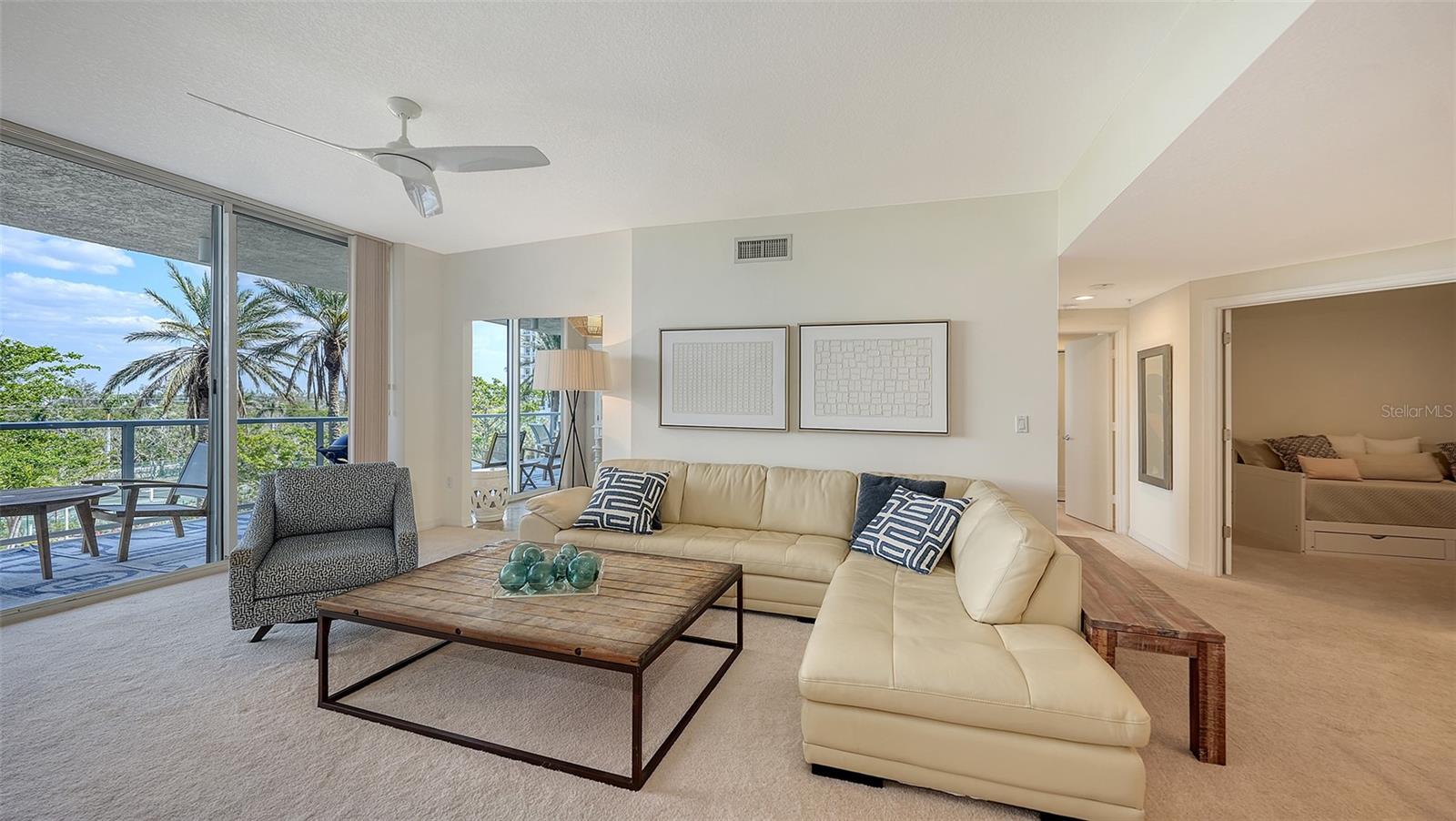 1800 BENJAMIN FRANKLIN DR #B308