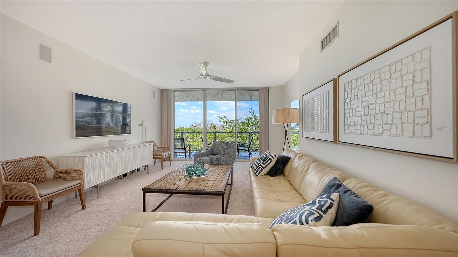 1800 BENJAMIN FRANKLIN DR #B308