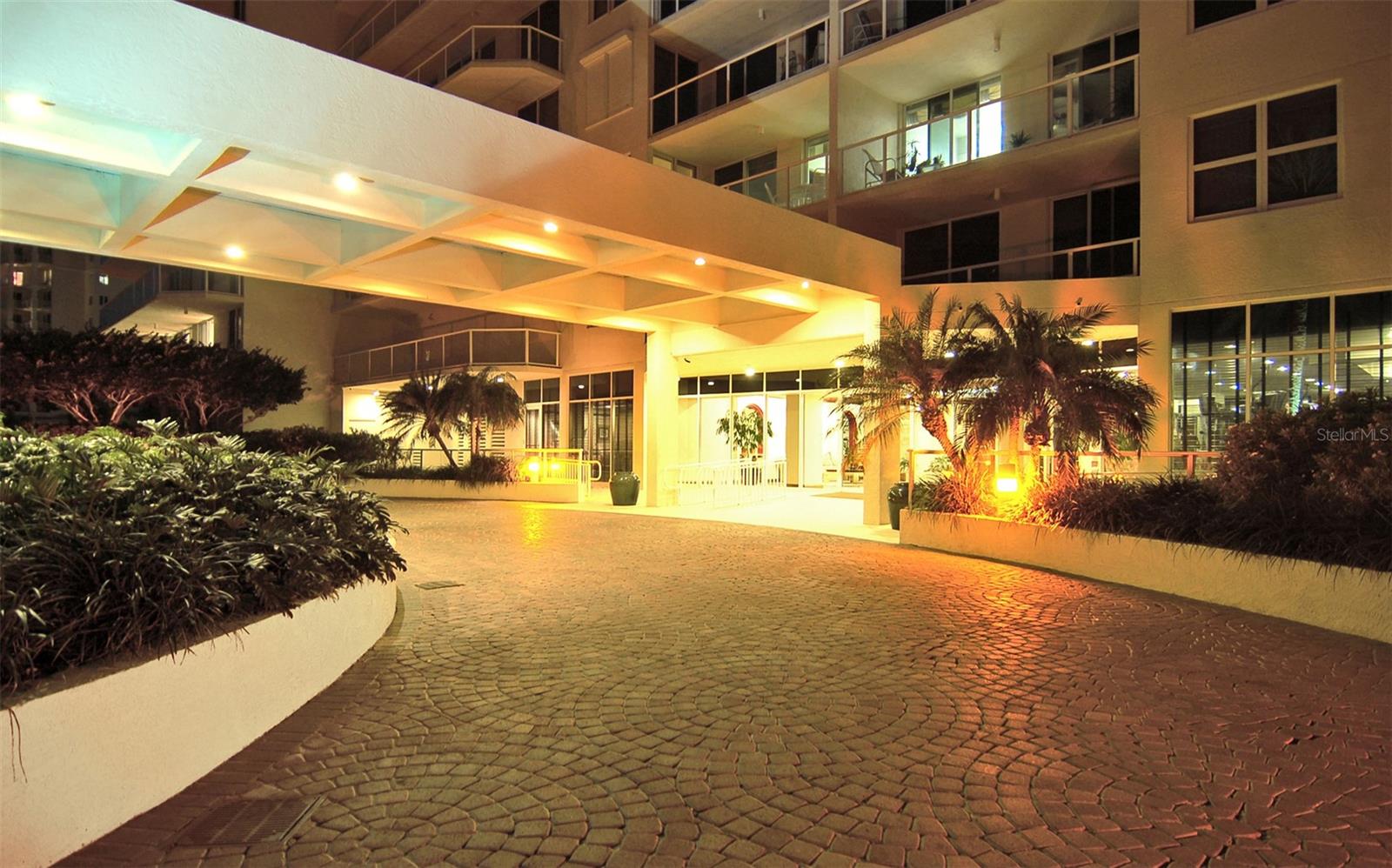 1800 BENJAMIN FRANKLIN DR #B308