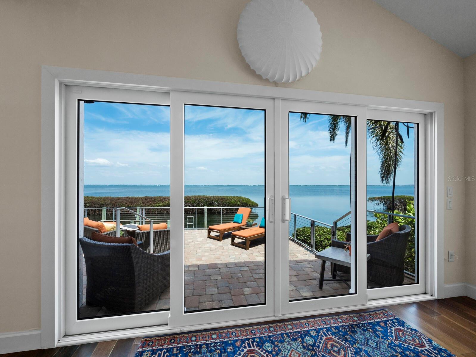 2282 HARBOUR COURT DR