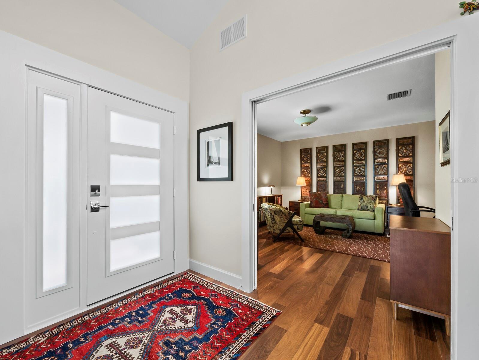 2282 HARBOUR COURT DR