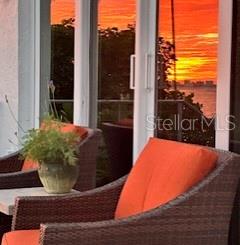 2282 HARBOUR COURT DR