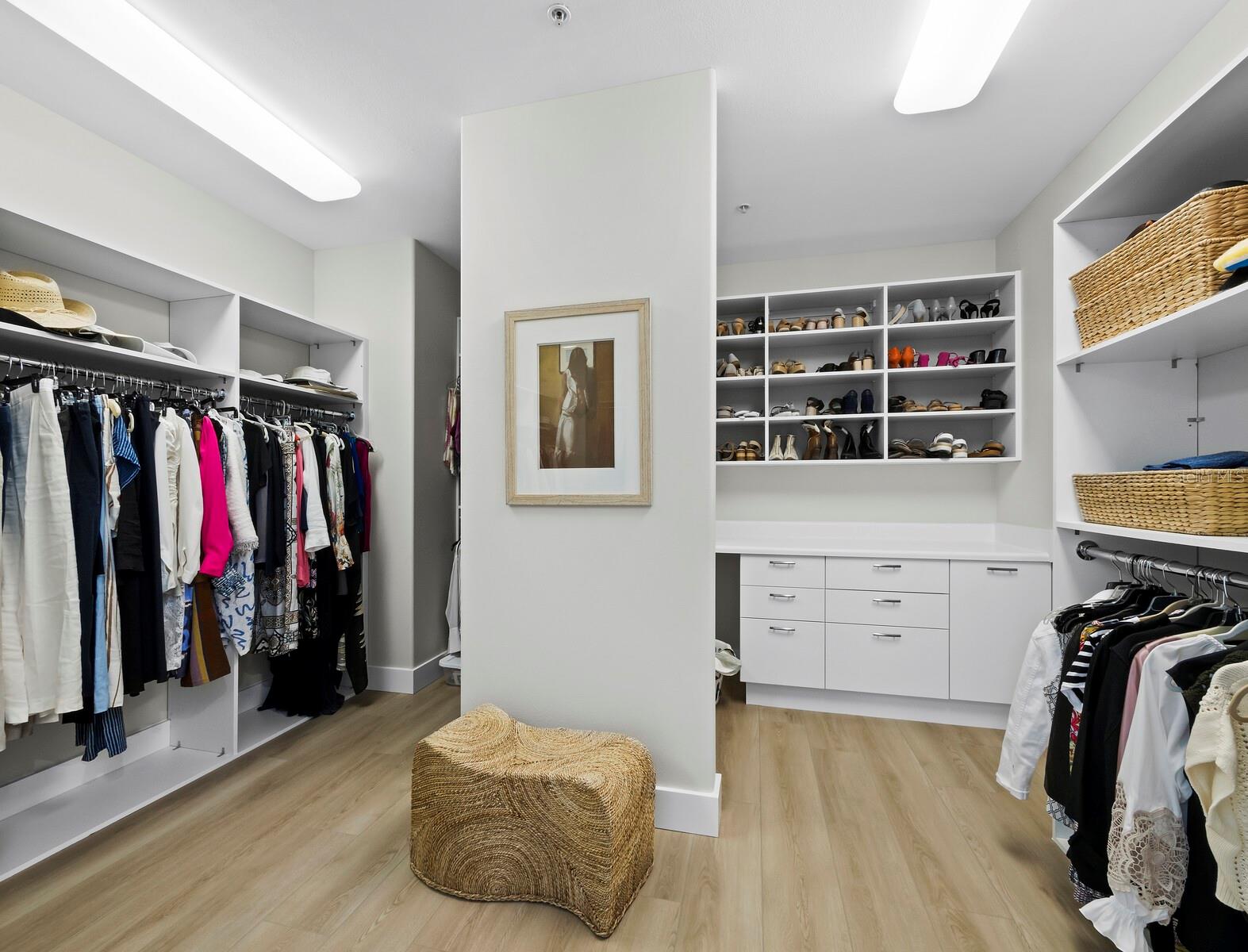 50 CENTRAL AVE #17PHD