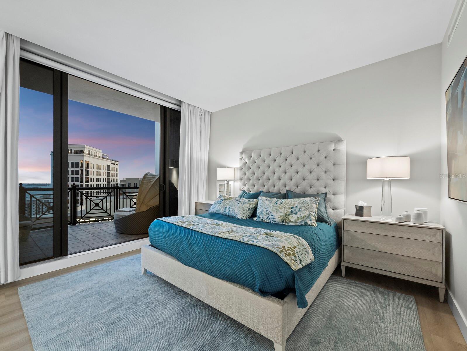 50 CENTRAL AVE #17PHD