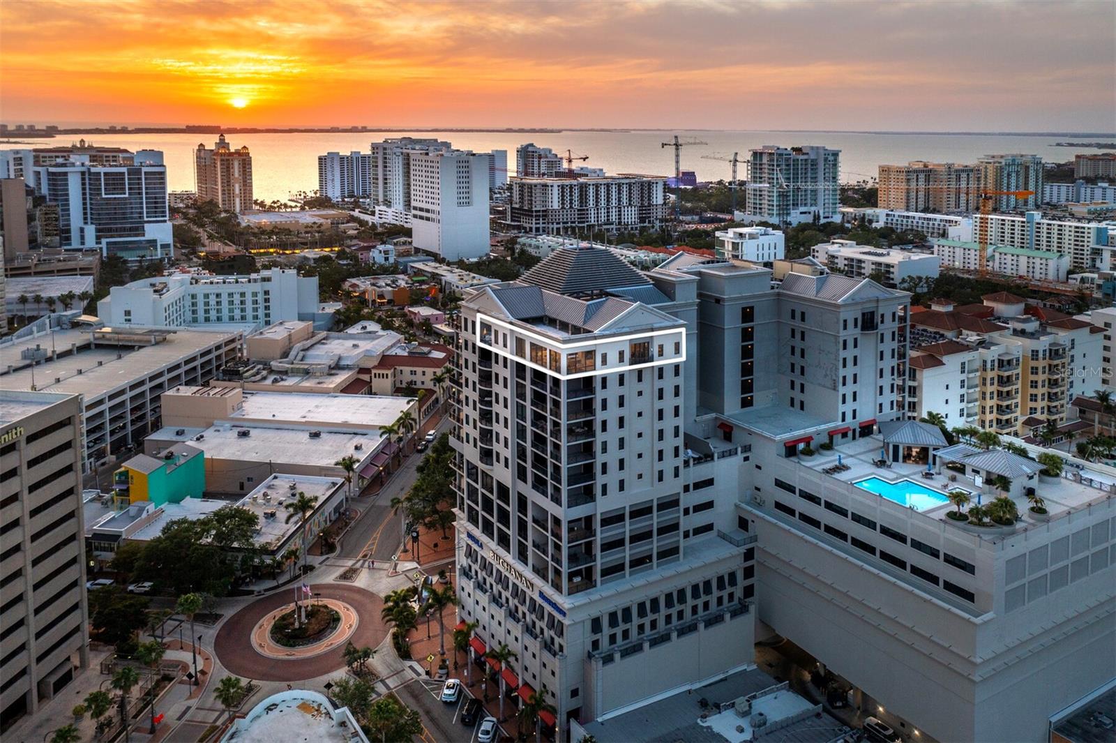 50 CENTRAL AVE #17PHD