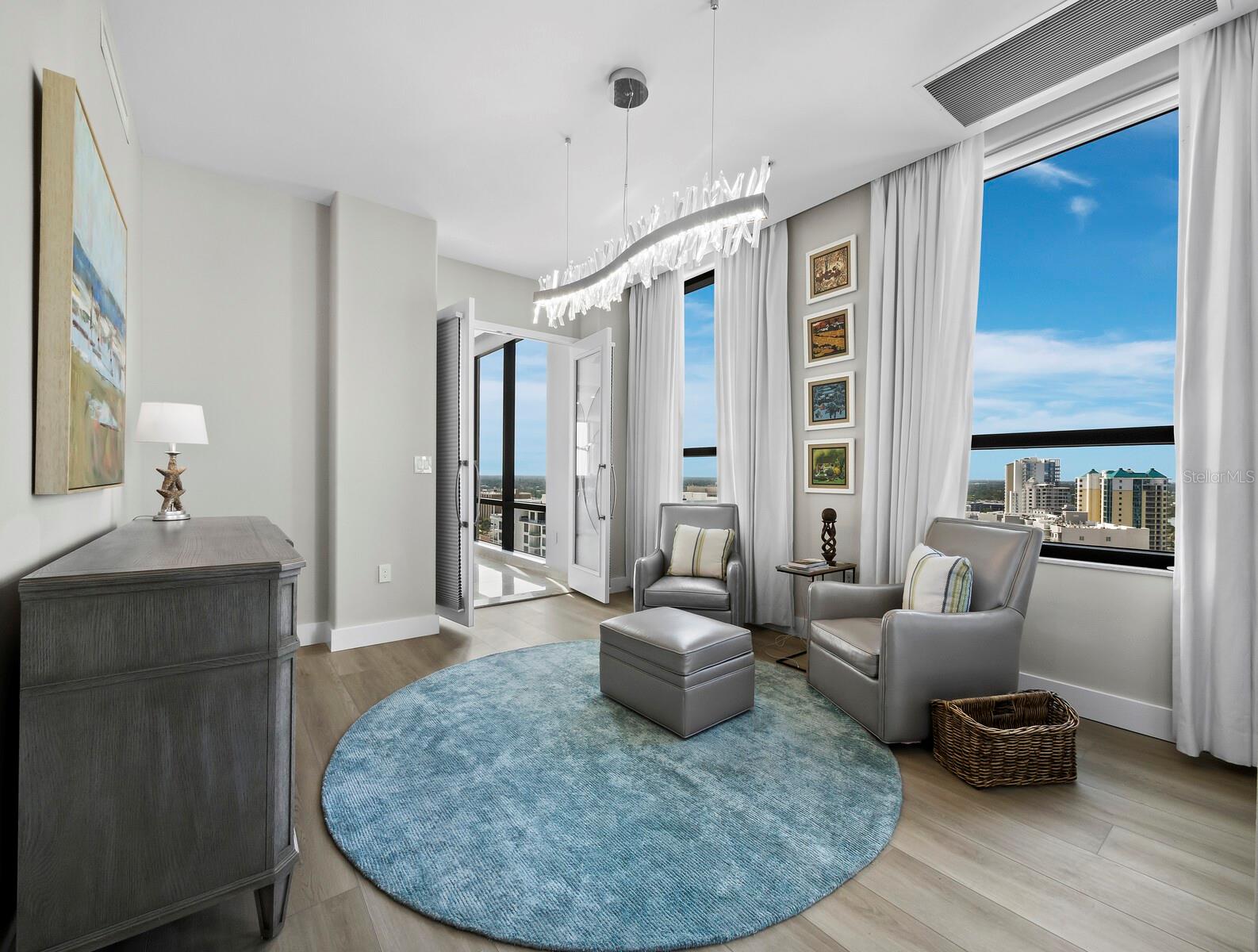 50 CENTRAL AVE #17PHD