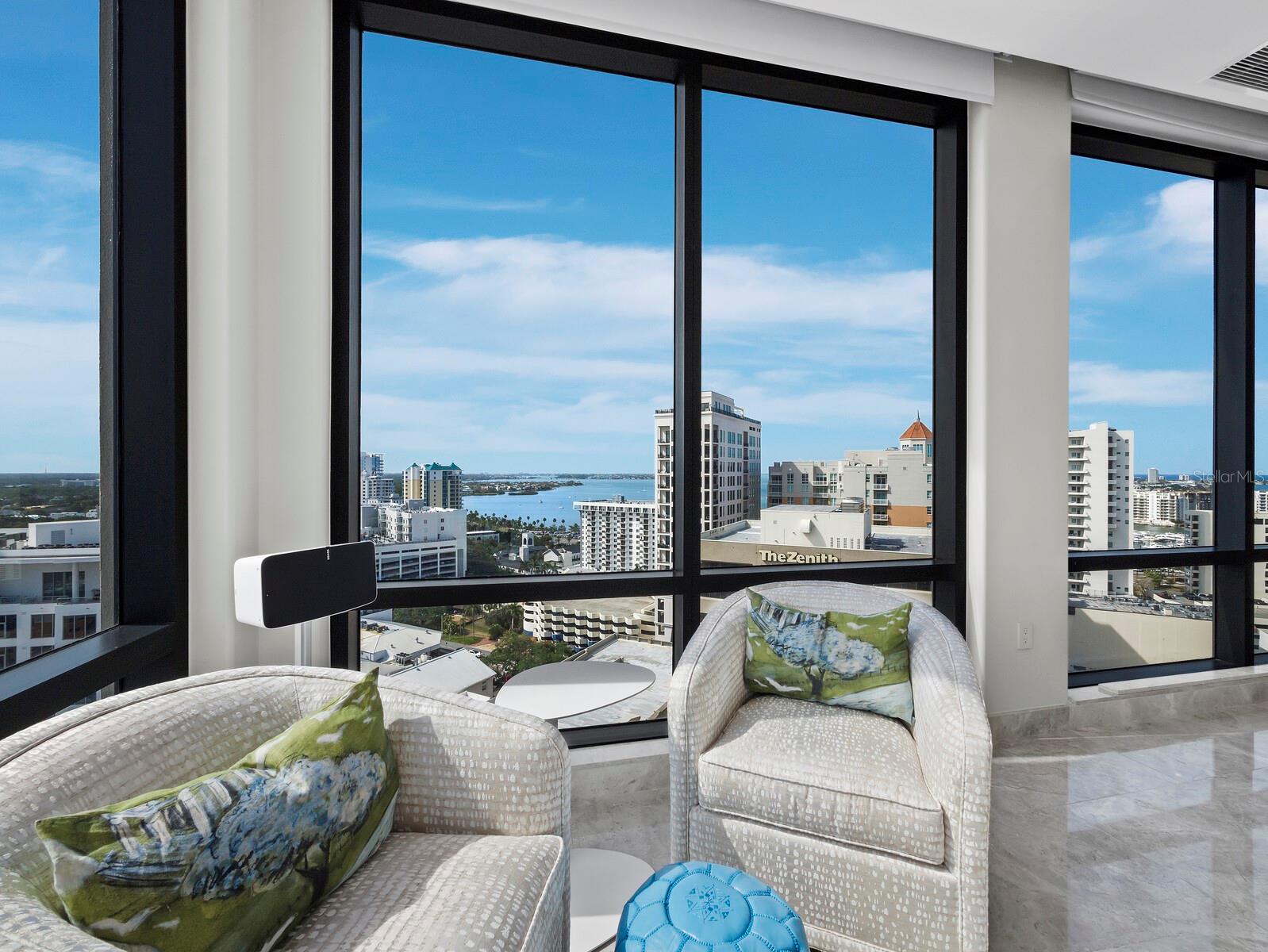 50 CENTRAL AVE #17PHD