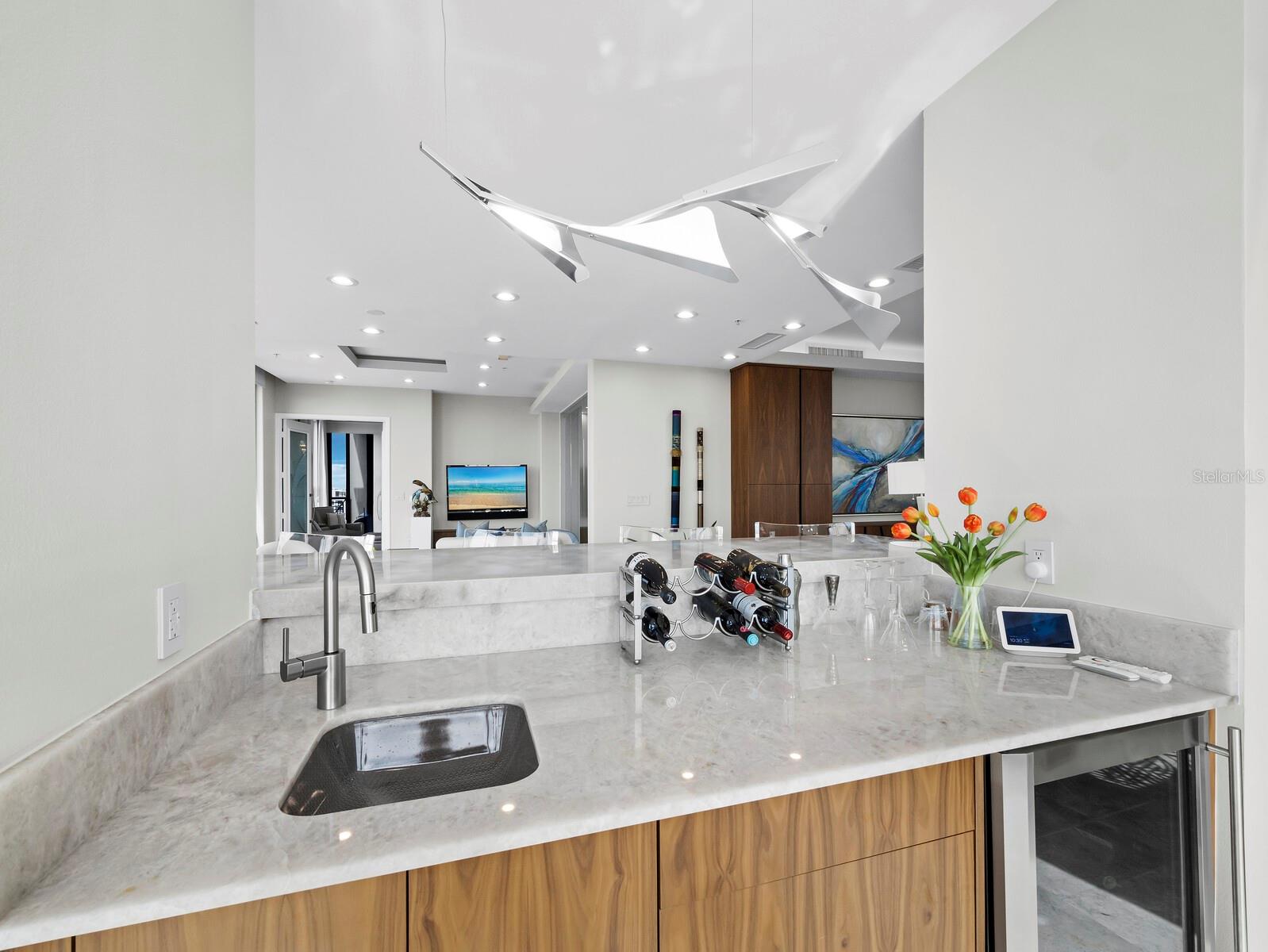 50 CENTRAL AVE #17PHD