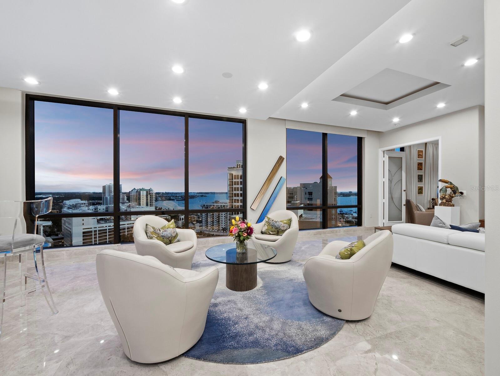 50 CENTRAL AVE #17PHD