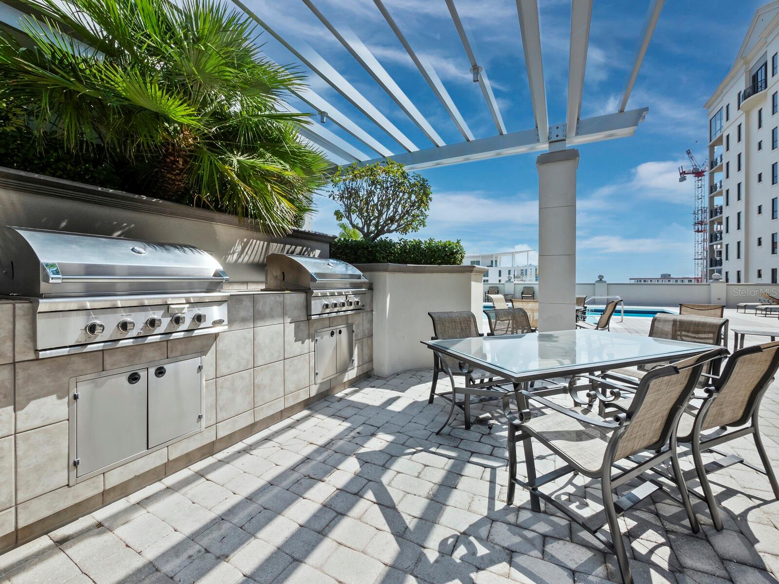 50 CENTRAL AVE #17PHD