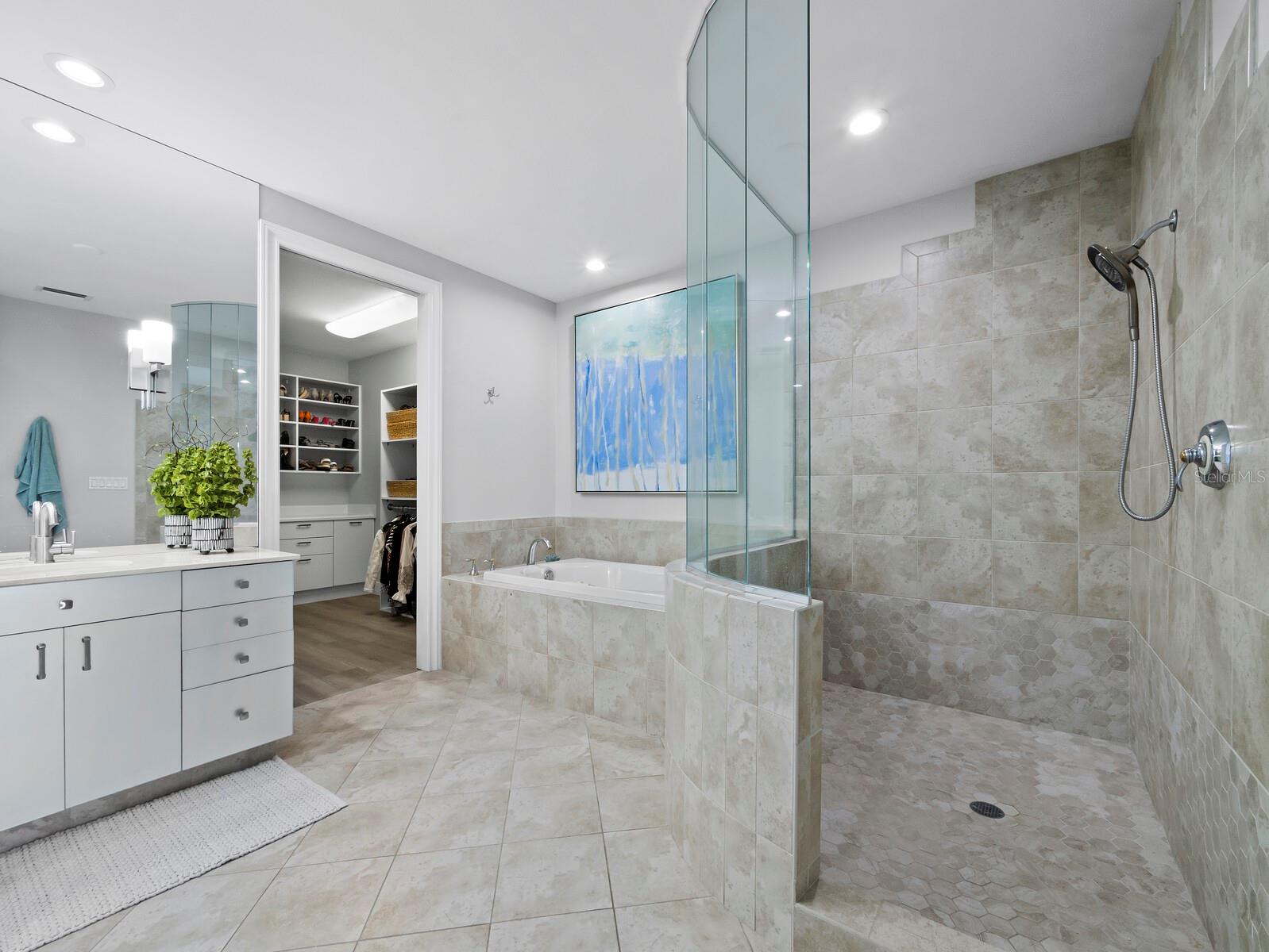 50 CENTRAL AVE #17PHD