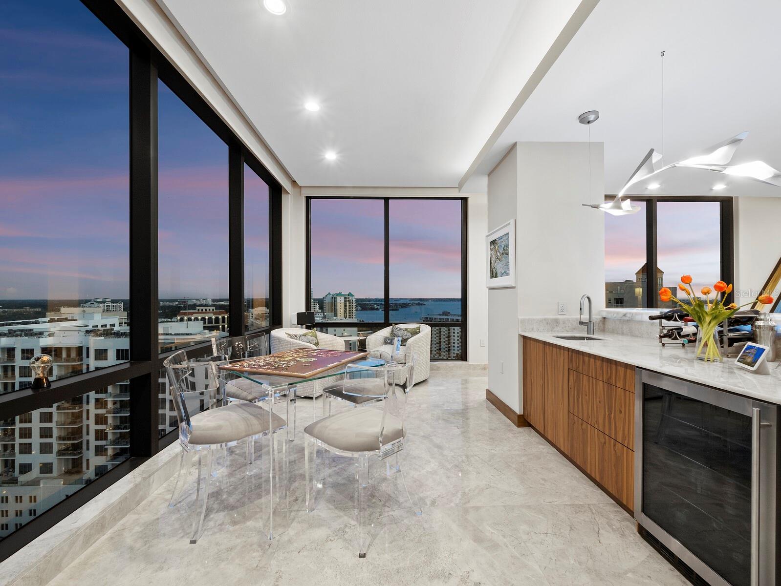 50 CENTRAL AVE #17PHD