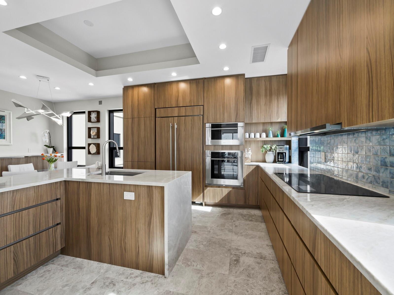 50 CENTRAL AVE #17PHD