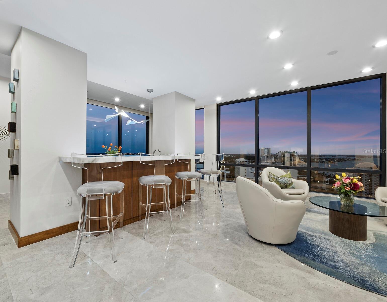 50 CENTRAL AVE #17PHD