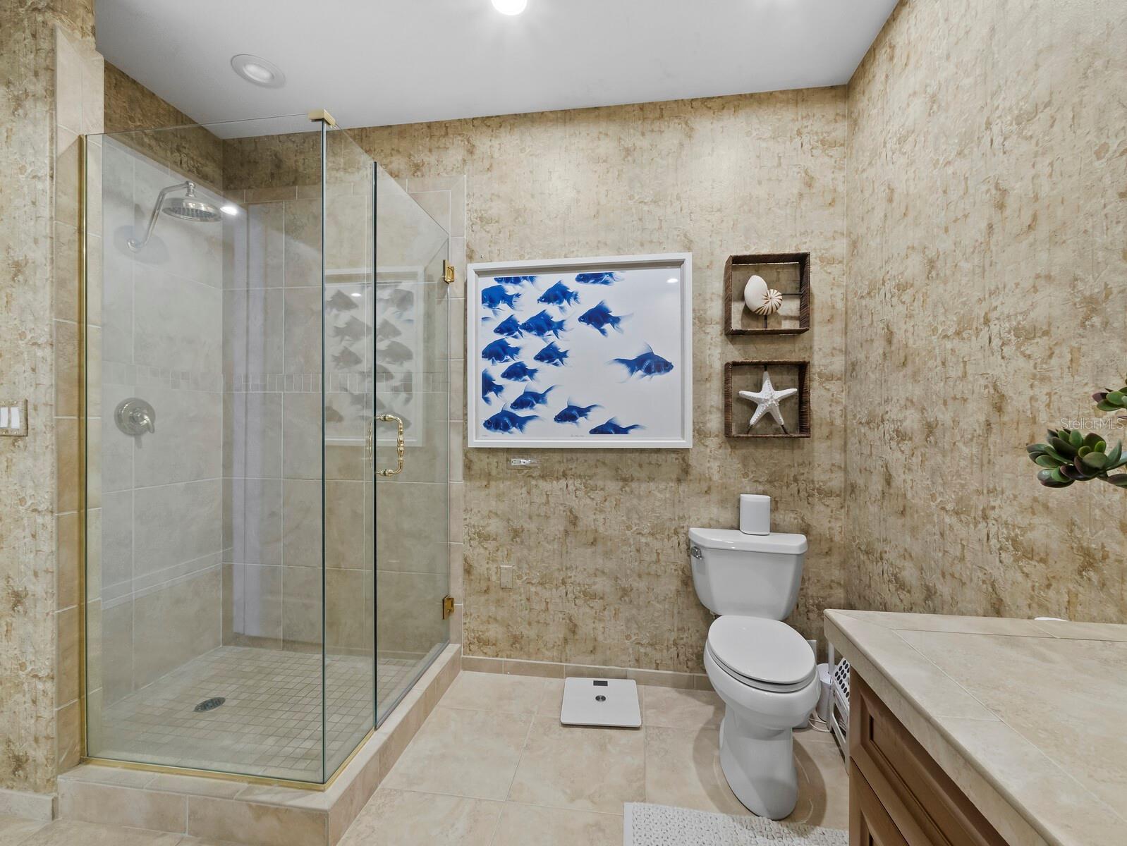 50 CENTRAL AVE #17PHD