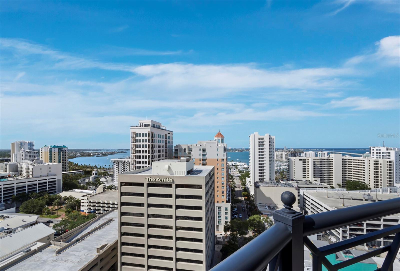 50 CENTRAL AVE #17PHD