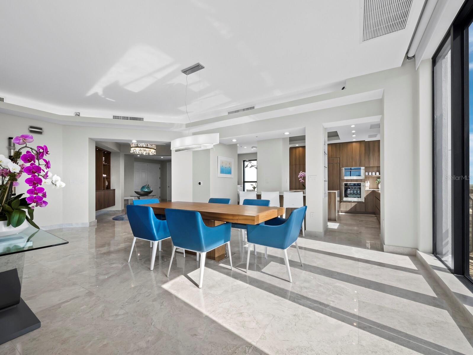 50 CENTRAL AVE #17PHD