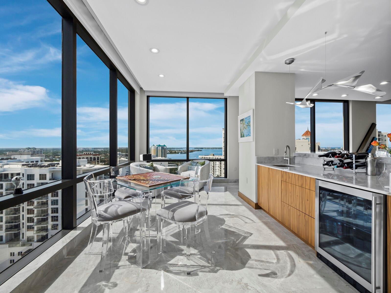 50 CENTRAL AVE #17PHD