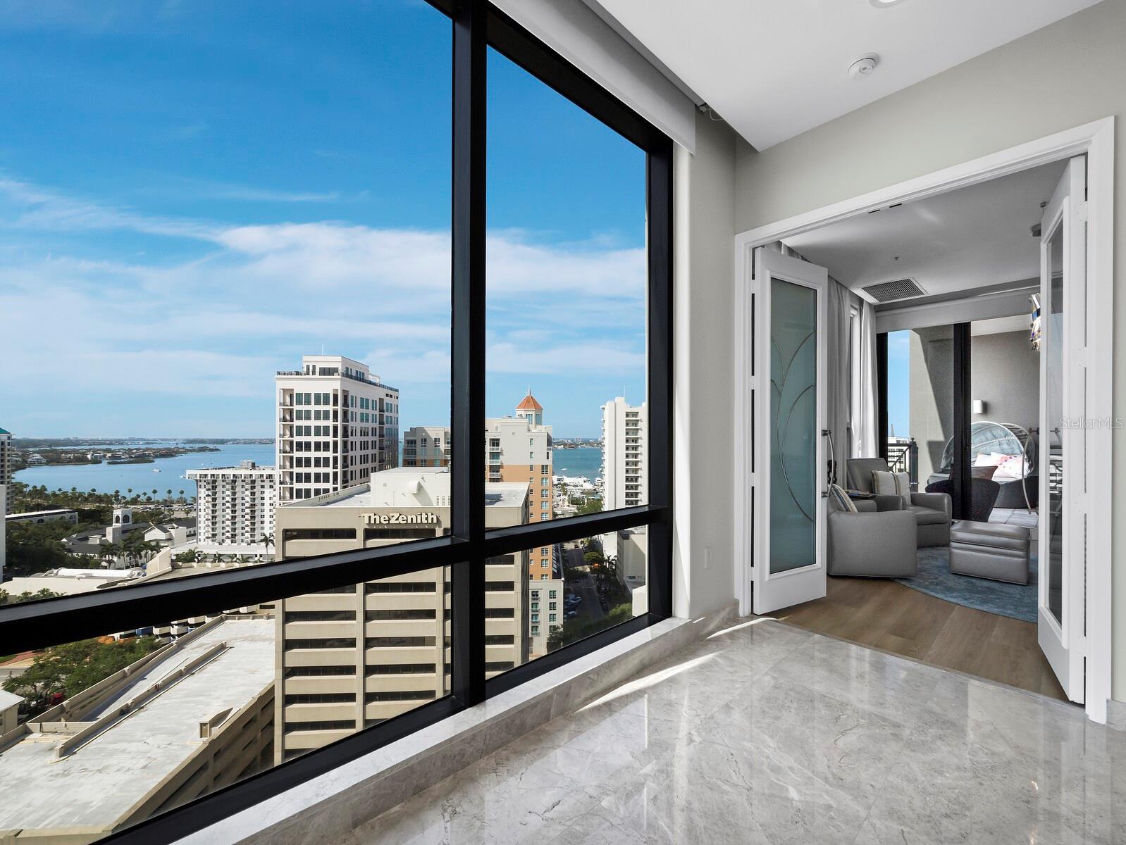 50 CENTRAL AVE #17PHD