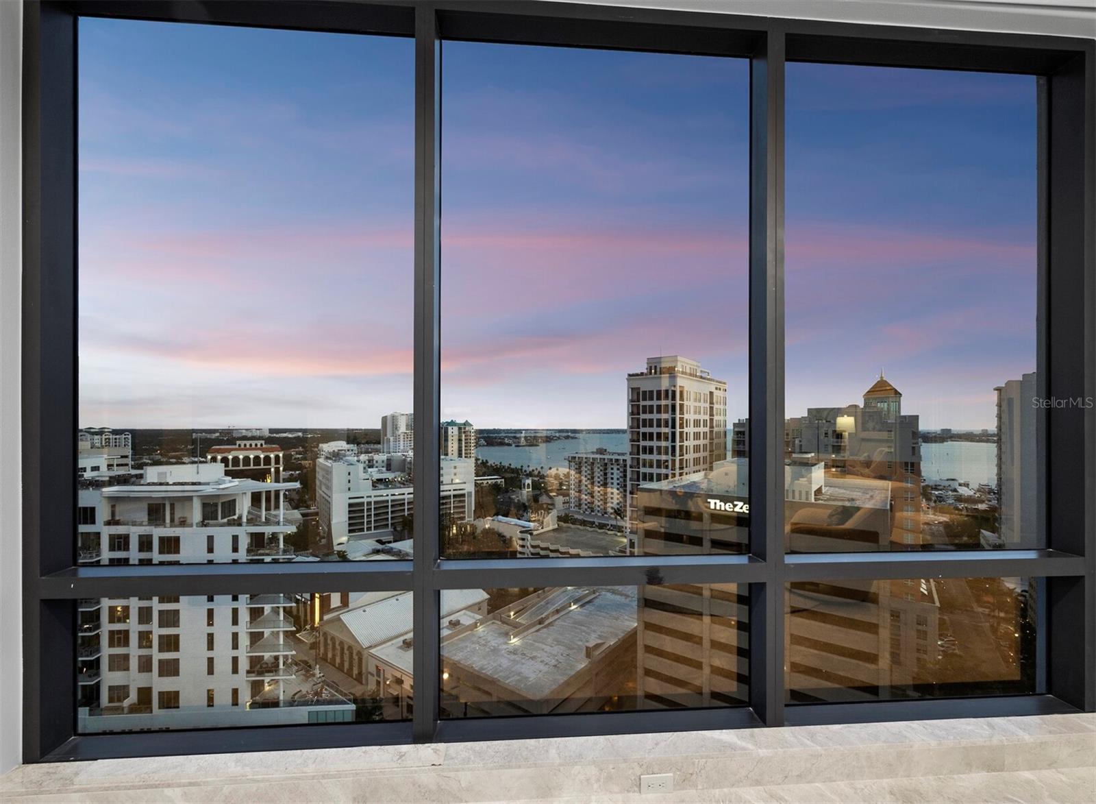 50 CENTRAL AVE #17PHD