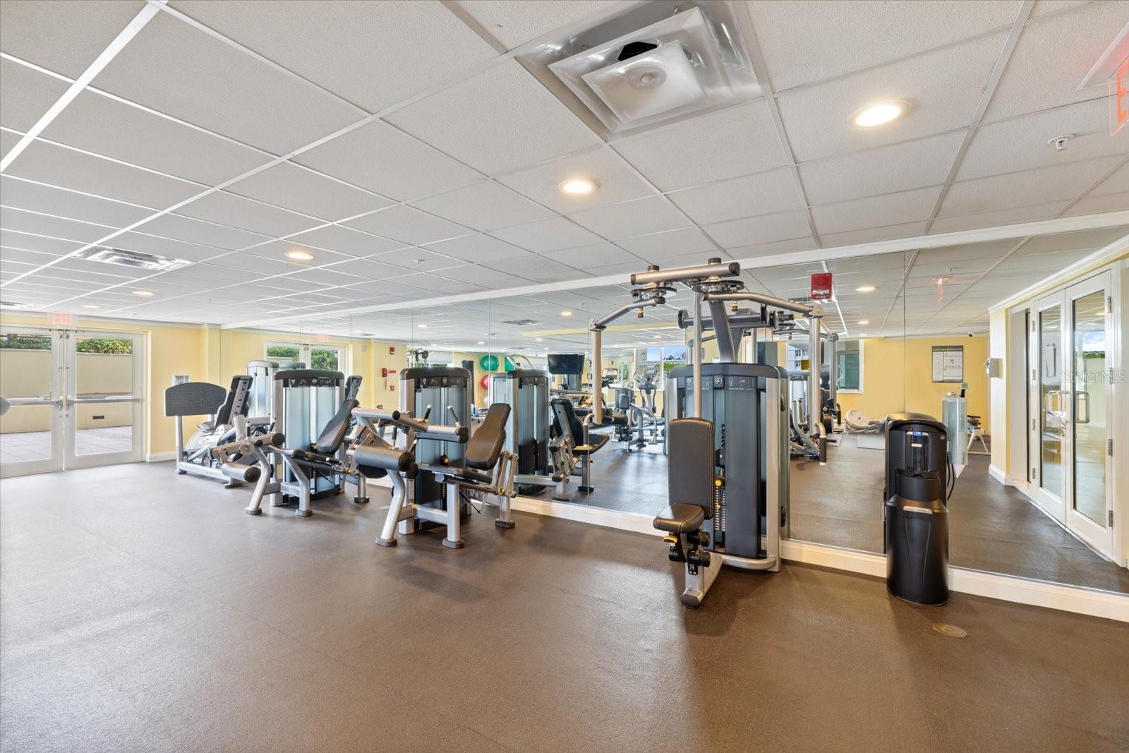 800 N TAMIAMI TRL #806